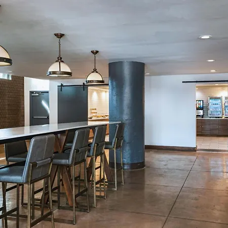 Fairfield Inn & Suites By Marriott Dallas Downtown-2